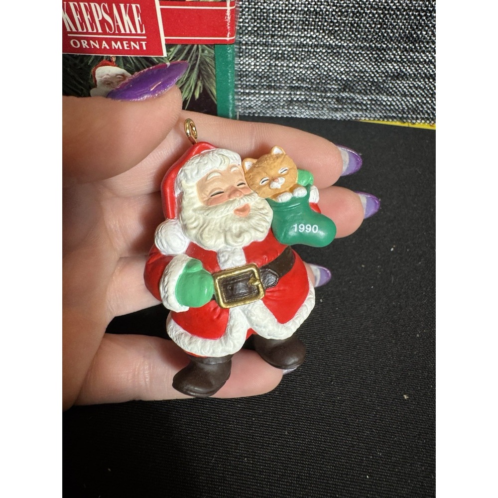 New 1990 Hallmark Kitty's Best Pal - Santa Holding Kitty Cat Ornament - Picture 3 of 3